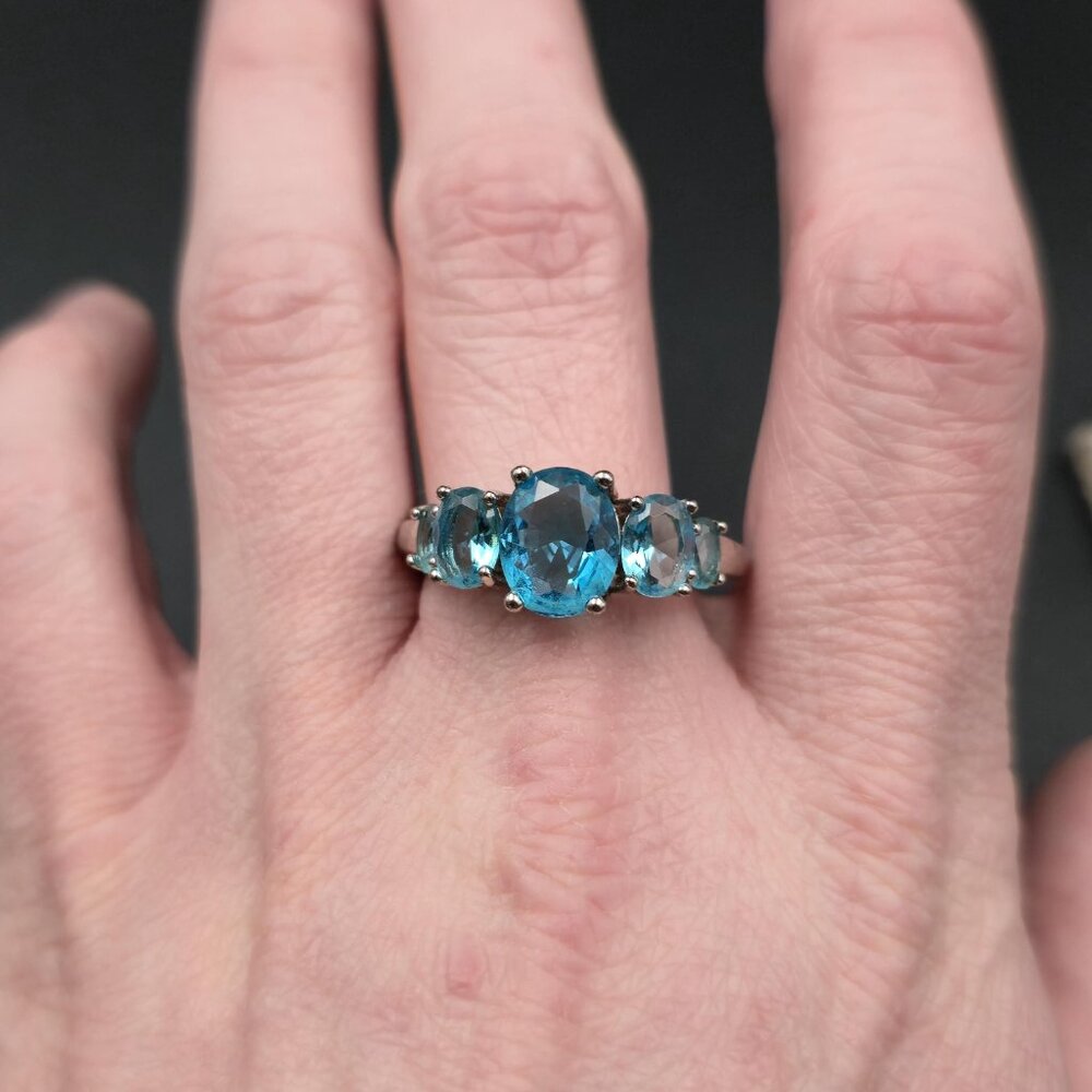 Size 12.75 Sterling Silver Multiple Blue Cubic Zirconia Gems Ring A6679 - Picture 4 of 9